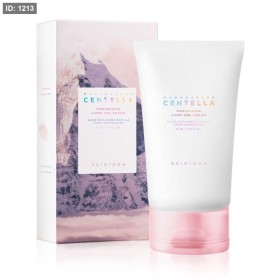 كريم جل خفيف لتصغير المسام بخلاصة السنتيلا – SKIN1004: SKIN1004 Madagascar Centella Poremizing Light Gel Cream